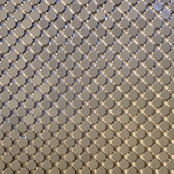 Small Bag Gray Metal Mesh Magnet Closing - Picture 6 of 11